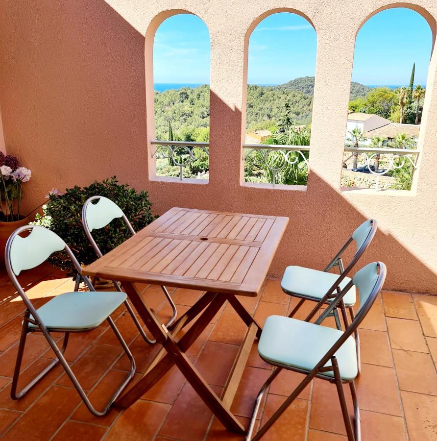 Hameau Des Amandiers - Vue Mer, Golf Et Vignes Saint-Cyr-sur-Mer Exterior foto